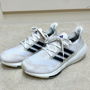 Adidas Ultra Boost 21 women white/black size 9